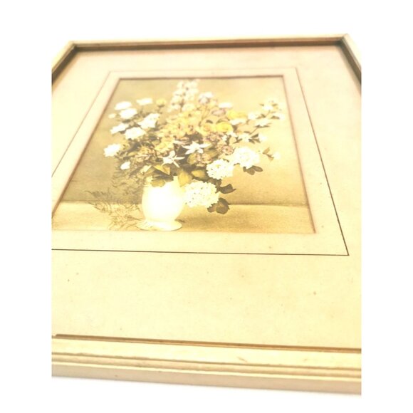 Botanical Arrangement in White Vase Vintage Old Framed Print - Picture 4 of 10